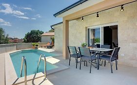 Vila Una With Private Pool Near Rovinj - Open 2022