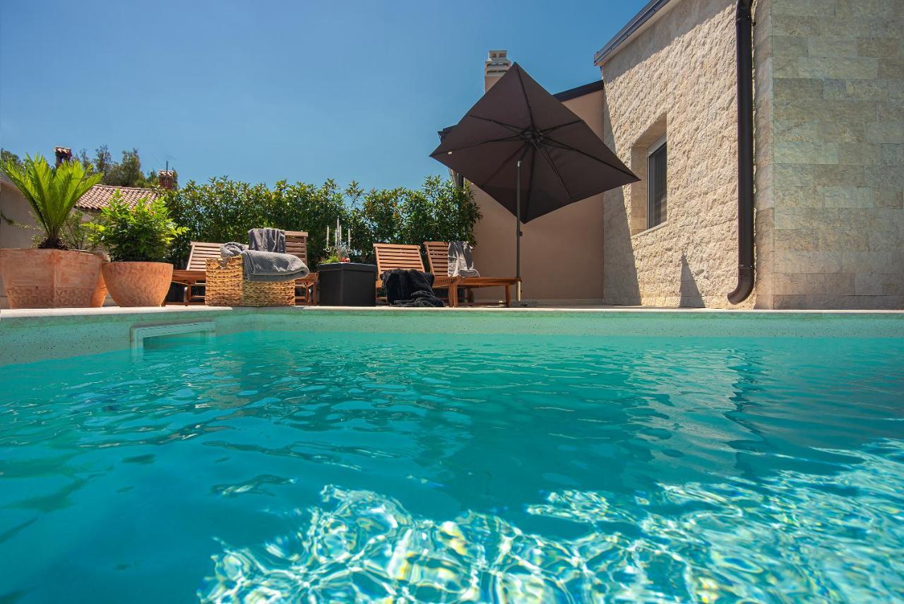 Vila Una With Private Pool Near Rovinj - Open 2022 Rovinjsko Selo Exterior photo