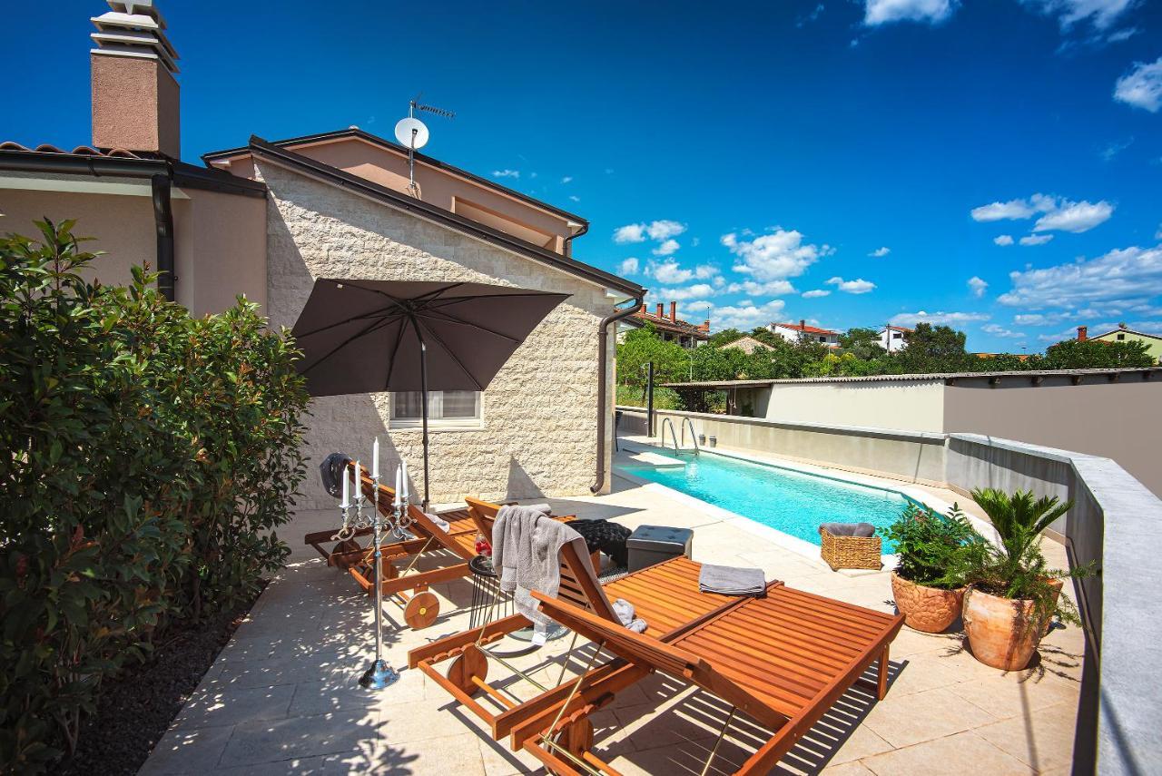 Vila Una With Private Pool Near Rovinj - Open 2022 Rovinjsko Selo Exterior photo