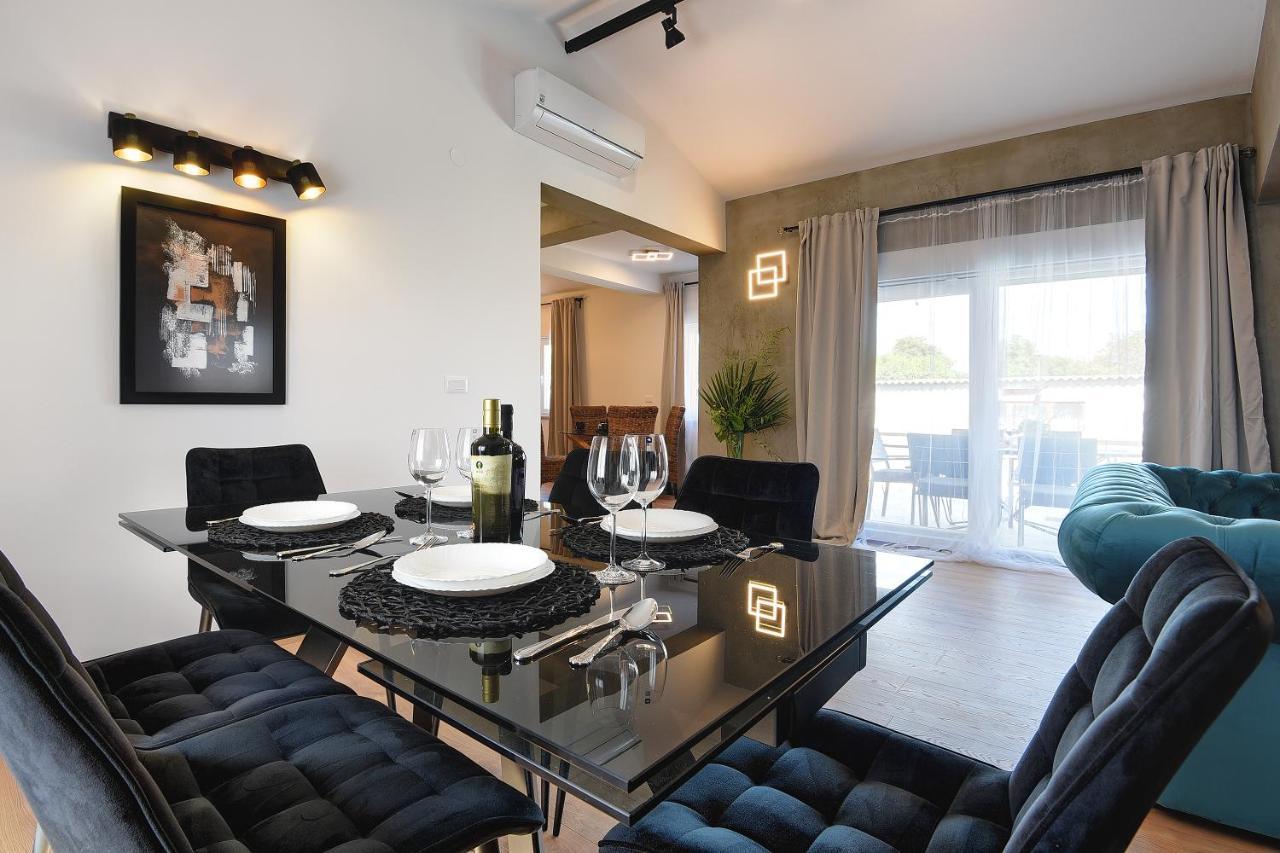 Vila Una With Private Pool Near Rovinj - Open 2022 Rovinjsko Selo Exterior photo