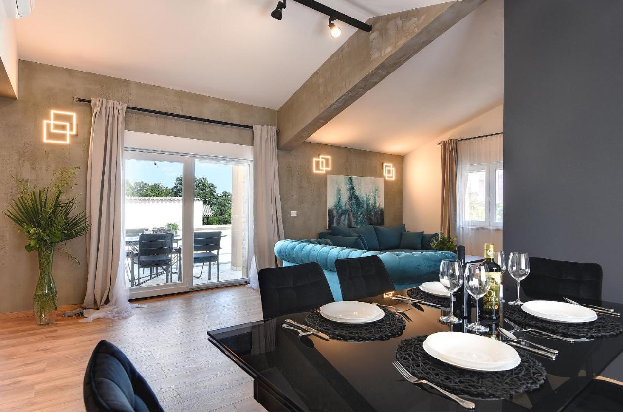Vila Una With Private Pool Near Rovinj - Open 2022 Rovinjsko Selo Exterior photo