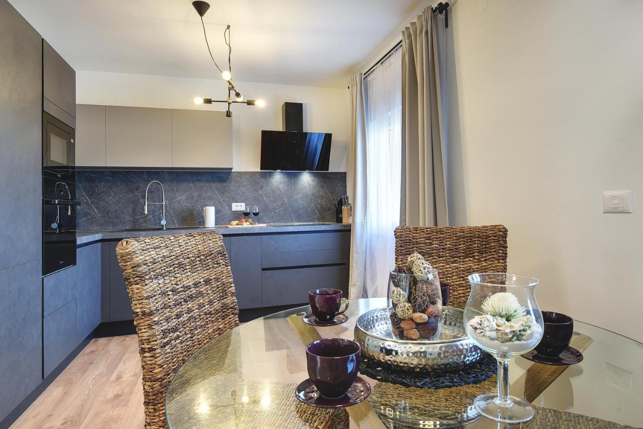 Vila Una With Private Pool Near Rovinj - Open 2022 Rovinjsko Selo Exterior photo