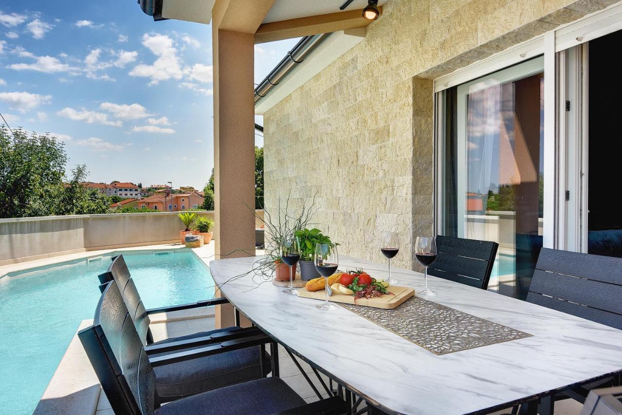 Vila Una With Private Pool Near Rovinj - Open 2022 Rovinjsko Selo Exterior photo